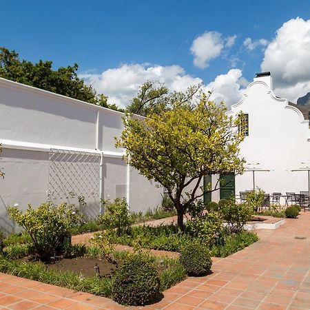 Protea Hotel By Marriott Cape Town Mowbray Eksteriør billede