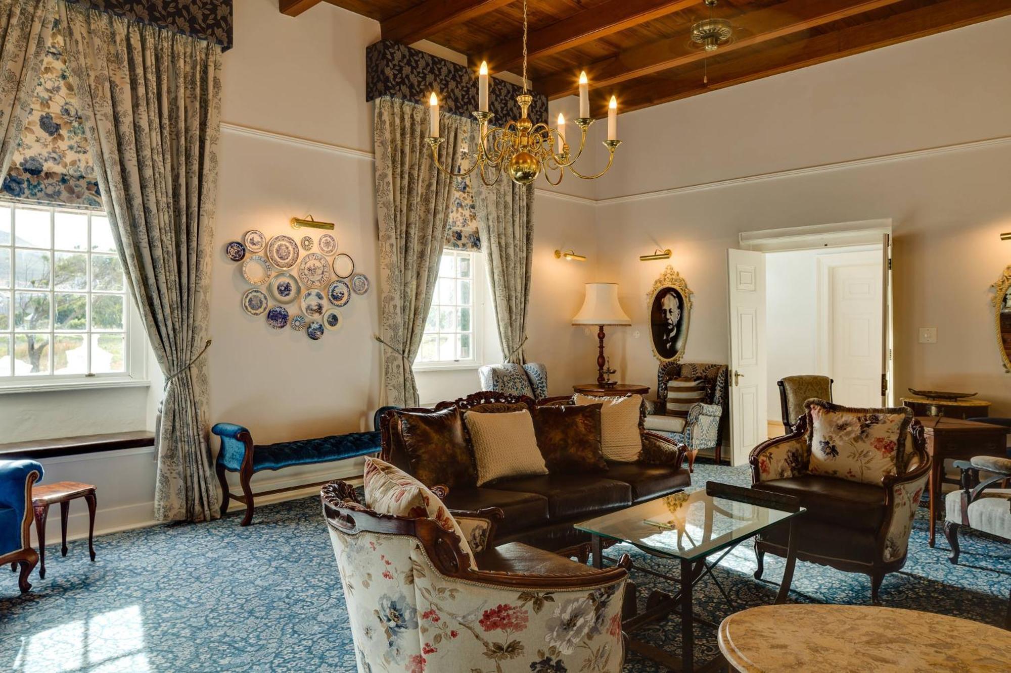 Protea Hotel By Marriott Cape Town Mowbray Eksteriør billede